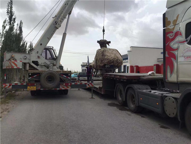 阳朔县狭窄场地（如小区、车间）适合用哪种吊车？
